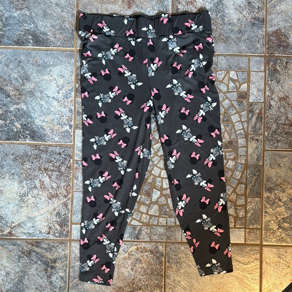 Women’s Disney Minnie Mouse Leggings with Pink and White Bow Print